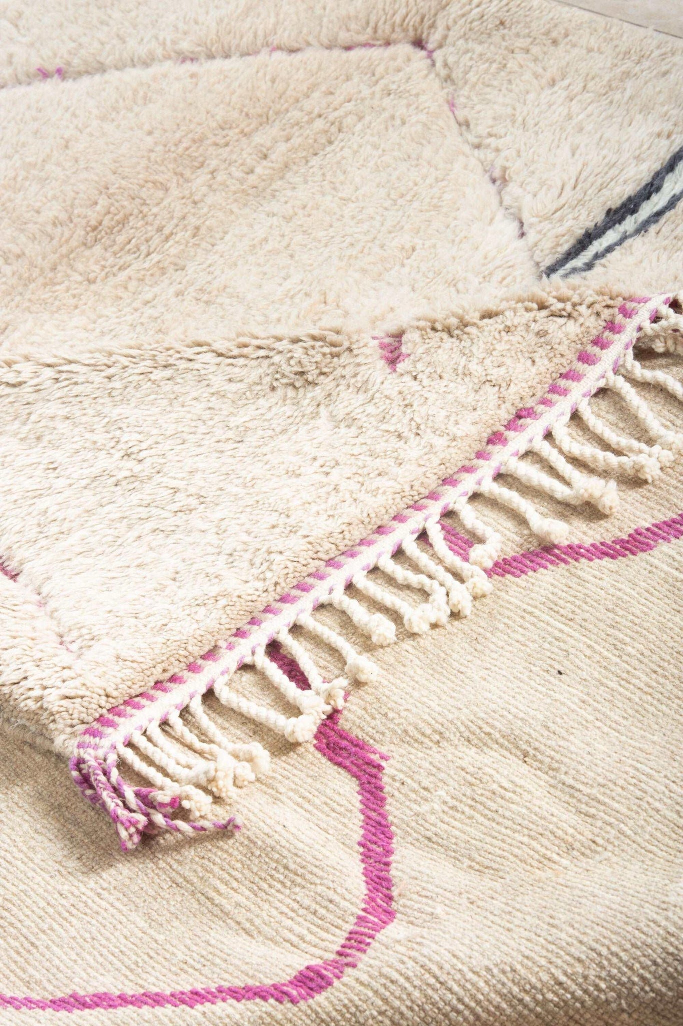 BENI MRIRT MOROCCAN RUG 7'21" X 10'20" - SK155 Dar Bouchaib Marrakech Carpets Rugs Of Morocco