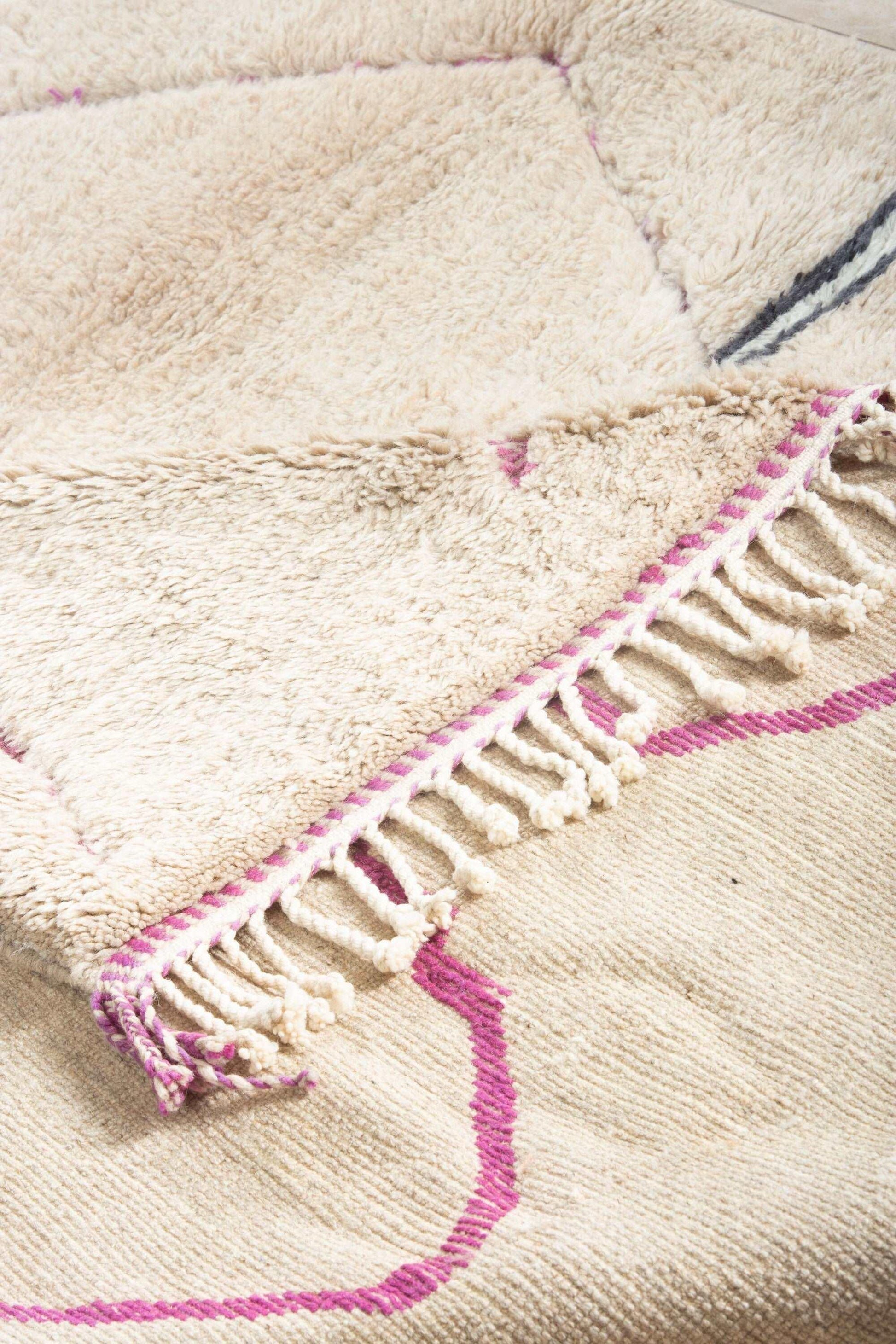BENI MRIRT MOROCCAN RUG 7'21" X 10'20" - SK155 Dar Bouchaib Marrakech Carpets Rugs Of Morocco