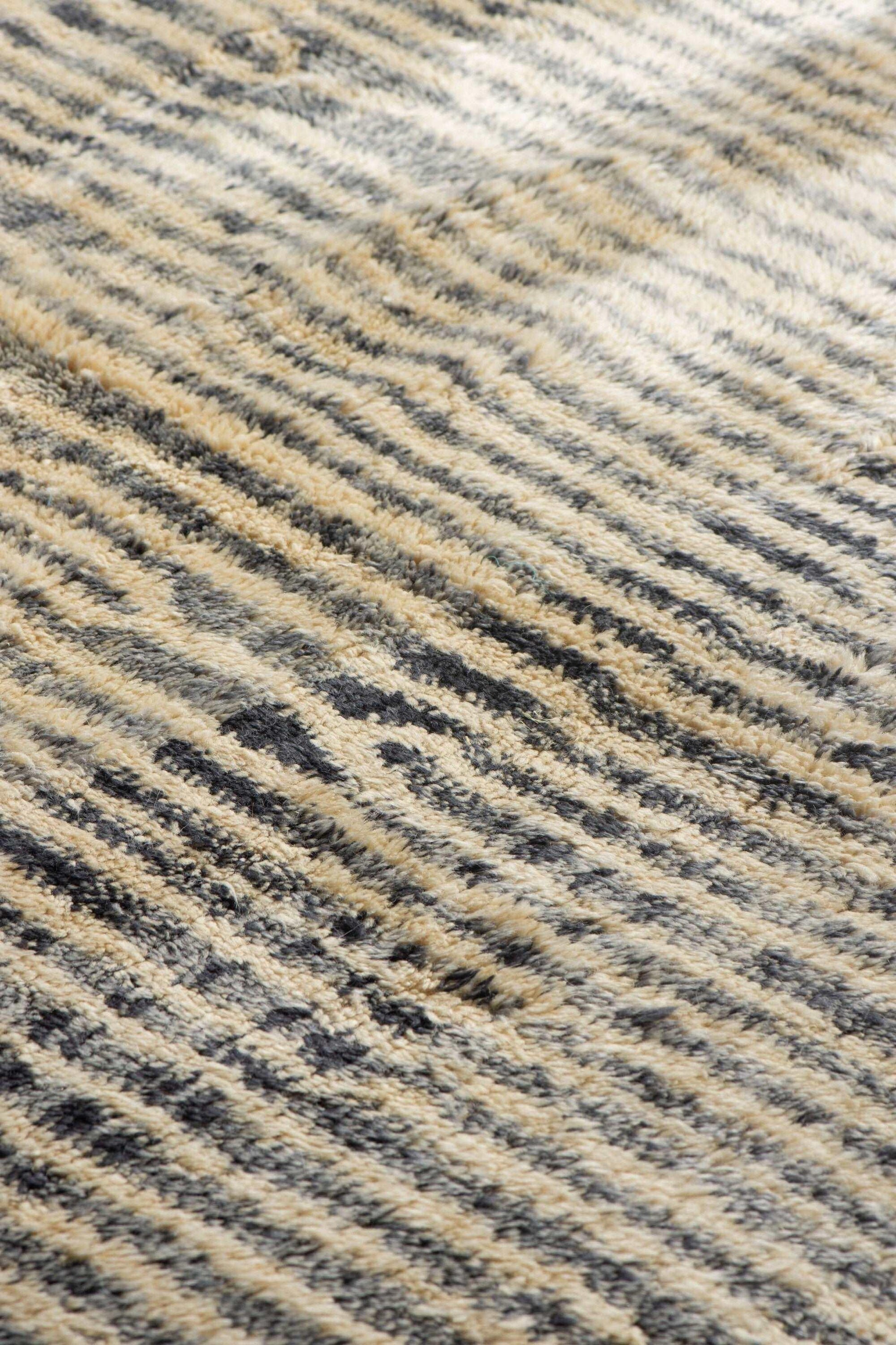 BENI MRIRT MOROCCAN RUG 8'30" X 11'48" - SK175 Dar Bouchaib Marrakech Rugs Of Morocco