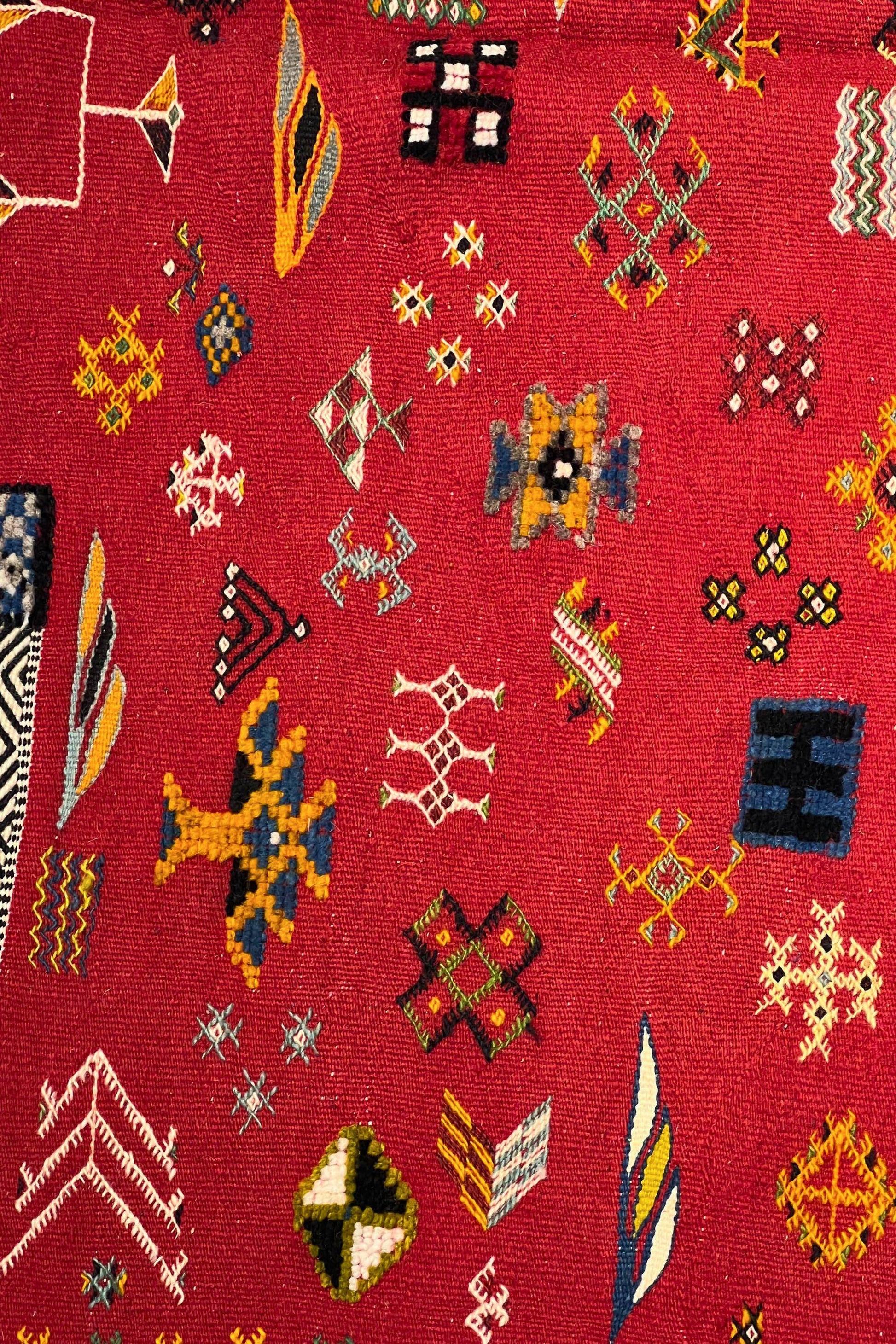 KILIM MOROCCAN RUG - KL114 - 4'11" X 8'0" Dar Bouchaib Marrakech Carpets Rugs Of Morocco