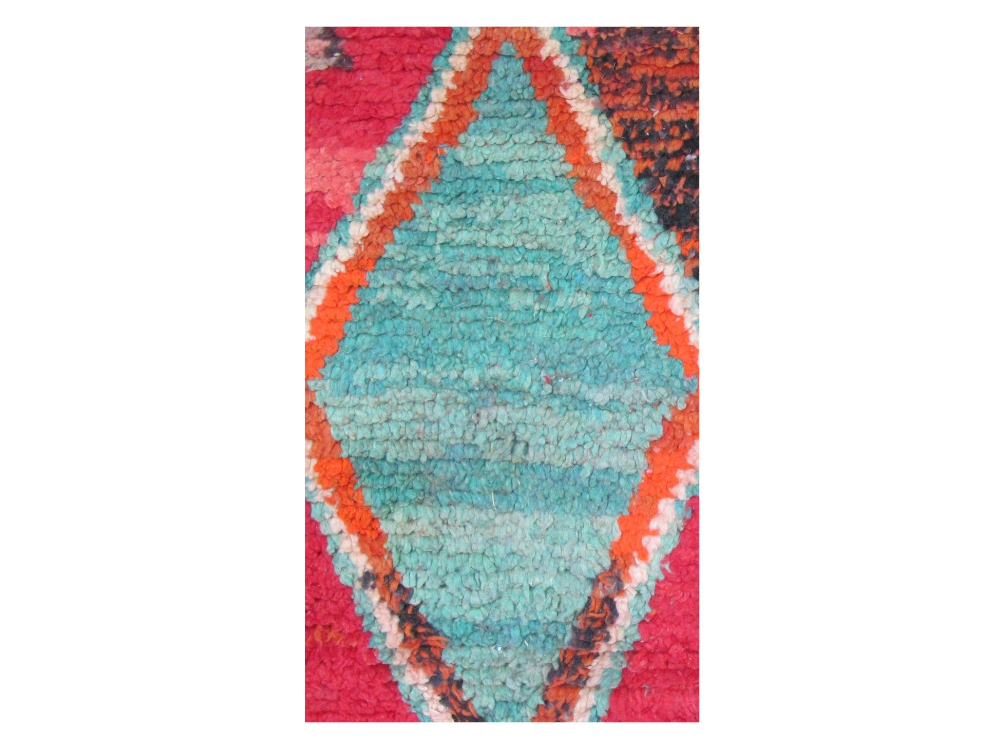Vintage Moroccan Rug - Izebboudjen Morocco Collection Boujaad Rugs Of Morocco