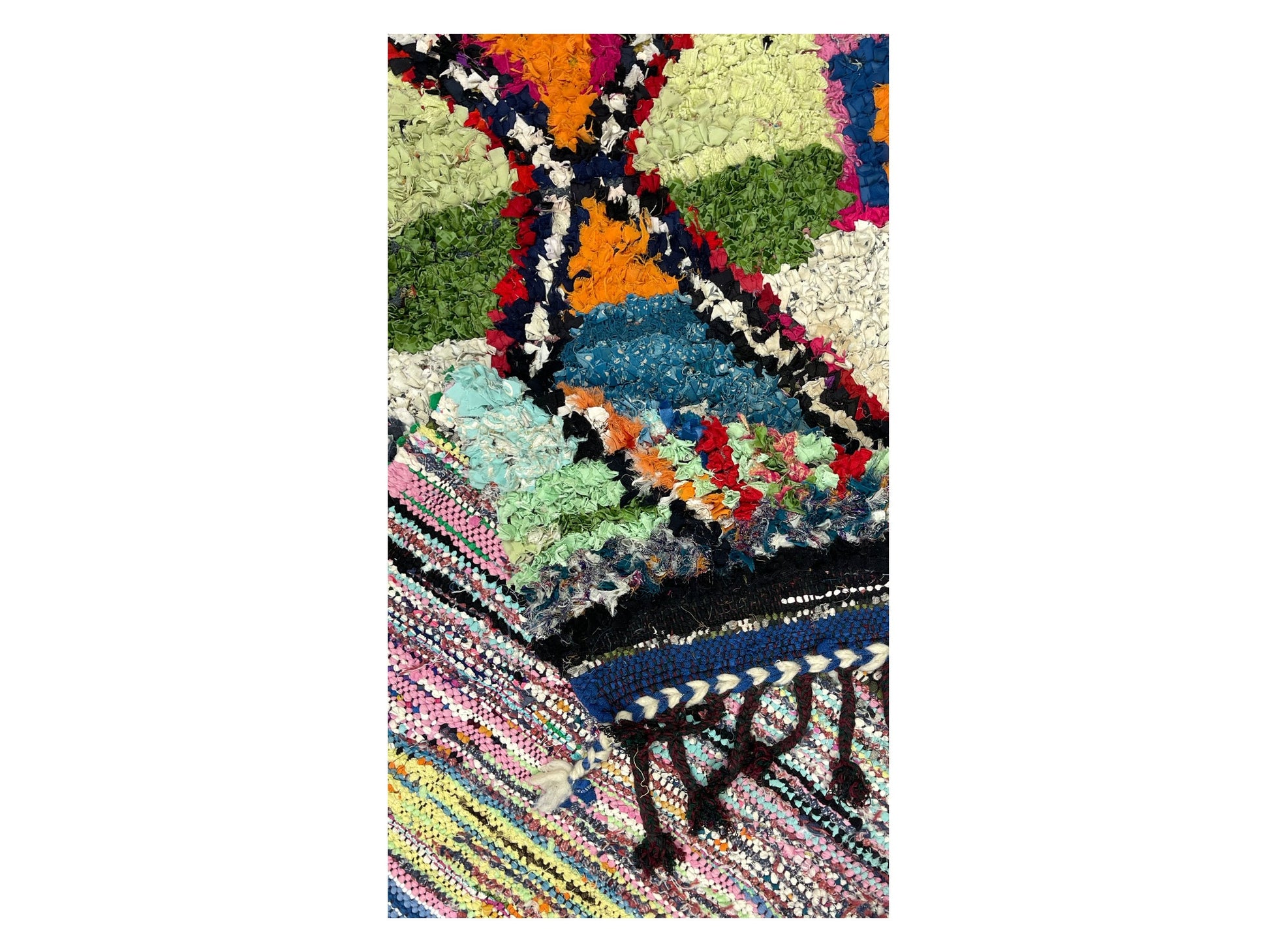 Vintage Moroccan Rug - Tharari Morocco Collection Boucherouite Rugs Of Morocco